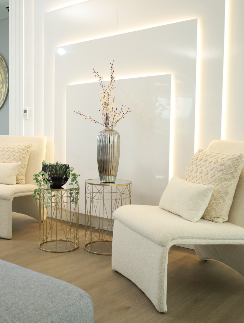 malabar lakes mesa con florero